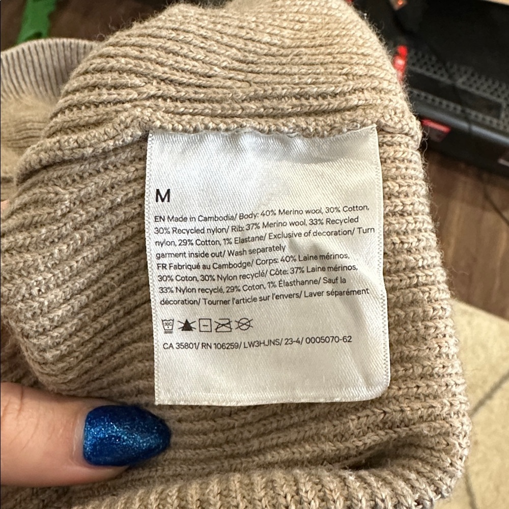 Lululemon‎ Collared Merino Wool-Blend Sweater - Picture 8 of 8